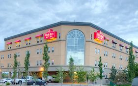 Podollan Inn & Spa - Grande Prairie